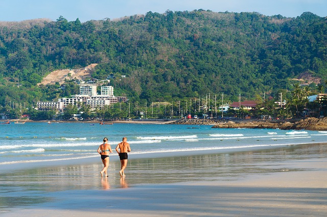 beach 2090181 640