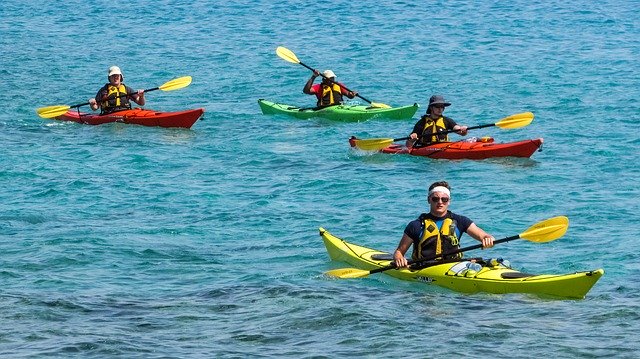 canoe kayak 2385207 640