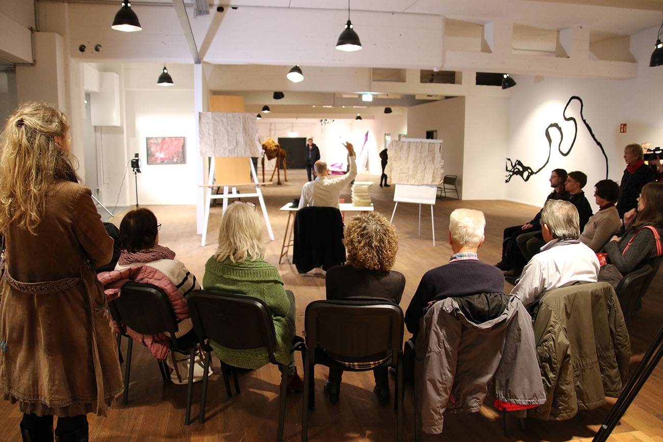 PerformanceOffeneAteliers-Okt2023-FotoZentrumKunstt-1300px