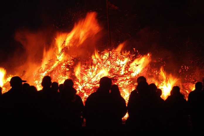 Osterfeuer