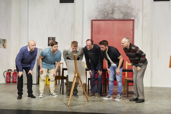 Bunte Komödienpalette im Tabakquartier