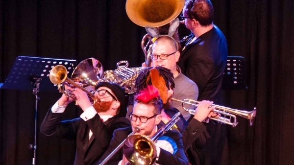 Solohornist initiiert erstes Bremer Blechbläserfestival